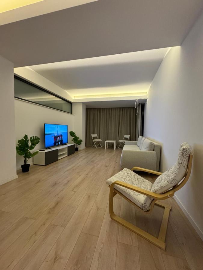 Warm Hotel Apartment ブカレスト エクステリア 写真