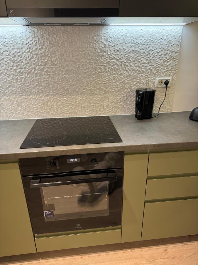 Warm Hotel Apartment ブカレスト エクステリア 写真