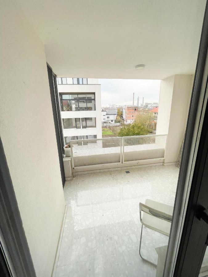 Warm Hotel Apartment ブカレスト エクステリア 写真