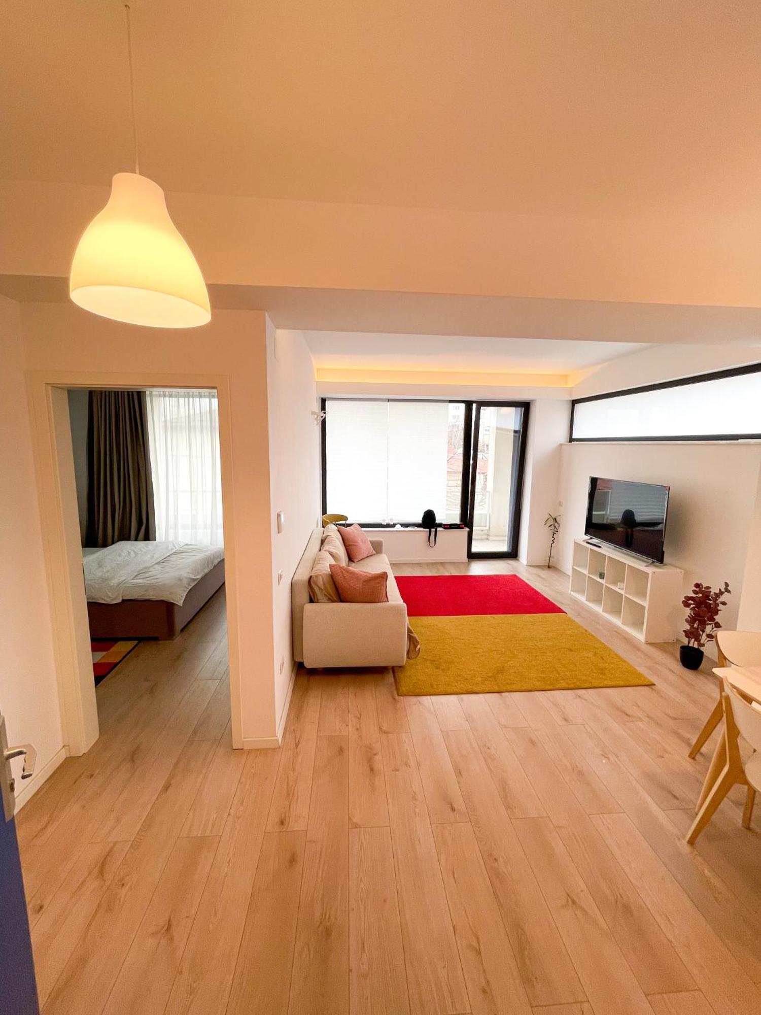 Warm Hotel Apartment ブカレスト エクステリア 写真
