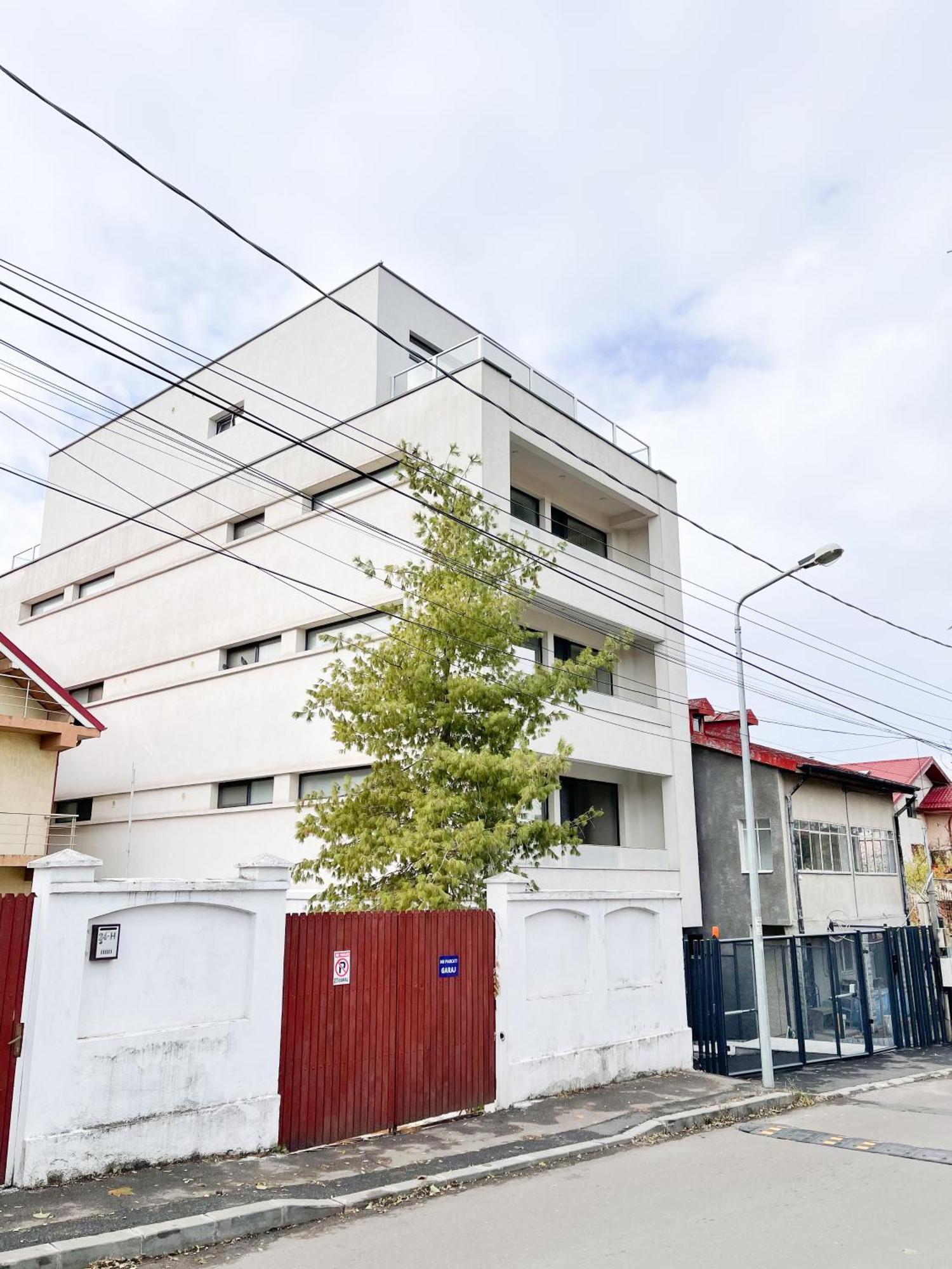 Warm Hotel Apartment ブカレスト エクステリア 写真